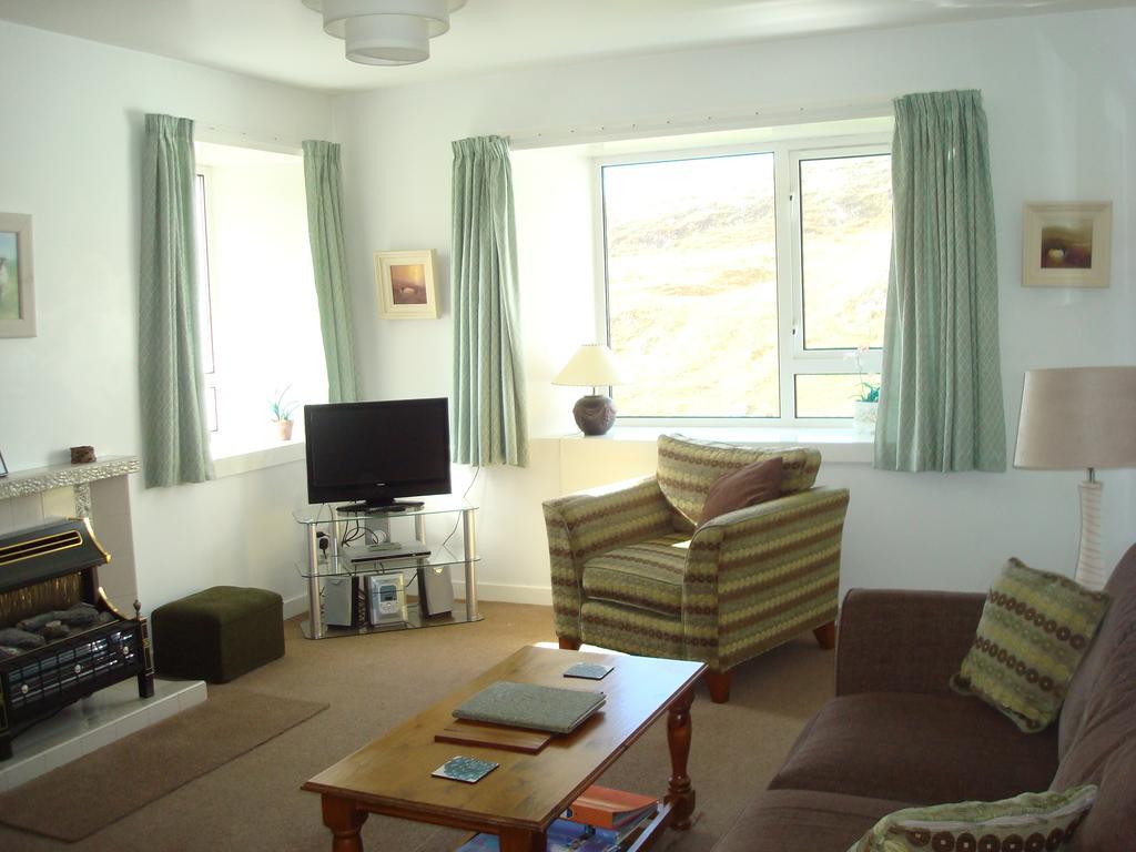 Harris White Cottage Rodel Esterno foto