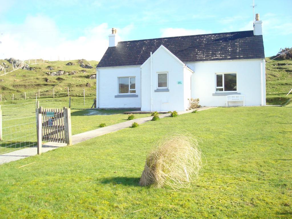 Harris White Cottage Rodel Esterno foto