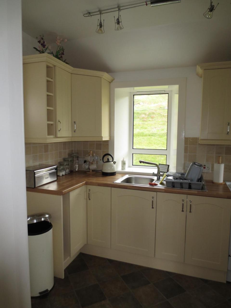 Harris White Cottage Rodel Esterno foto